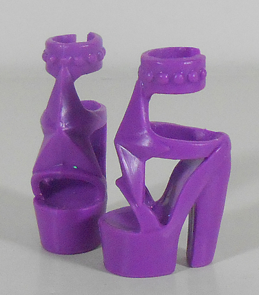 File:Aria Shoes.jpg