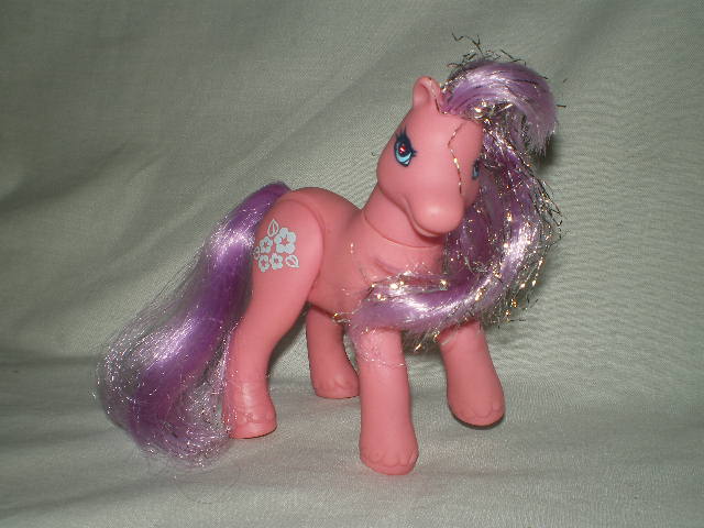 File:Royal Castle Ballroom Princess Morning Glory.jpg