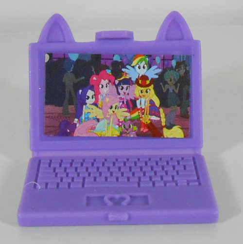 File:Pinkie Pie Blue Bedroom Laptop.jpg