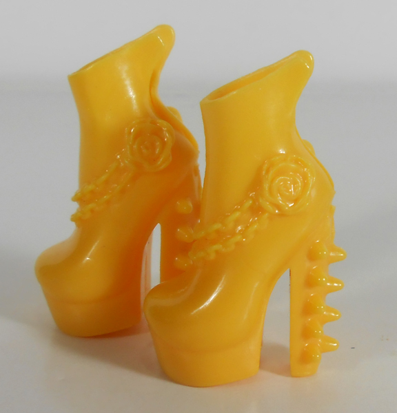 File:Sapphire Shores Shoes.jpg