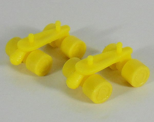 File:Pinkie Pie Rollerskate Skates.jpg