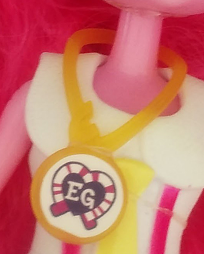 File:Pinkie Pie School Spirit Necklace.jpg