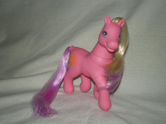 File:Magic Motion Family Sunsparkle.jpg