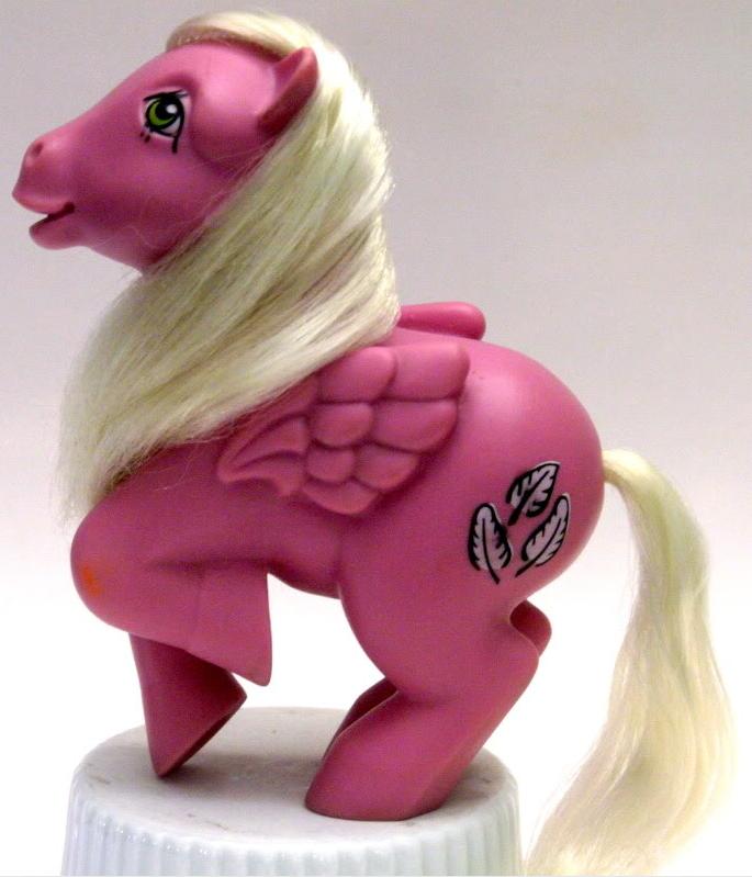 Argentinian Tickle with white hair