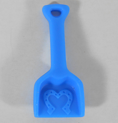 File:Rainbow Dash Beach Shovel.jpg