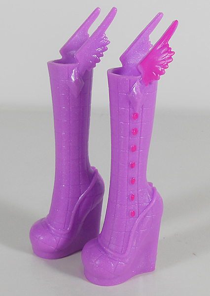 File:Rarity Rollerskate Shoes.jpg