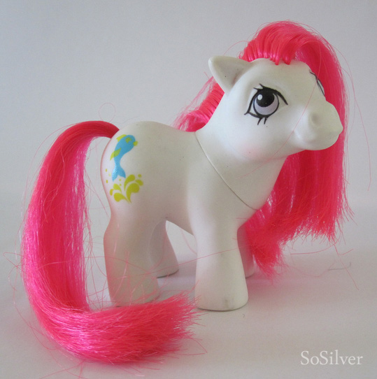 File:Baby Dolfijn.jpg