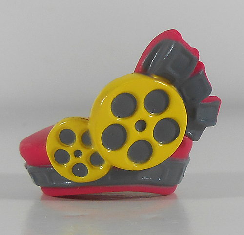 File:Juniper Montage Theater Hat.jpg