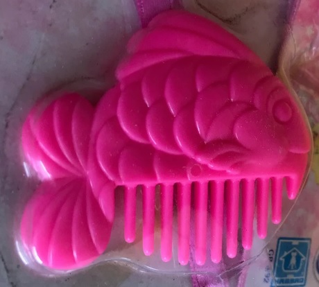 File:Mummy Sunbright Comb.jpg