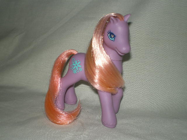 File:Magic Motion Petal Blossom.jpg