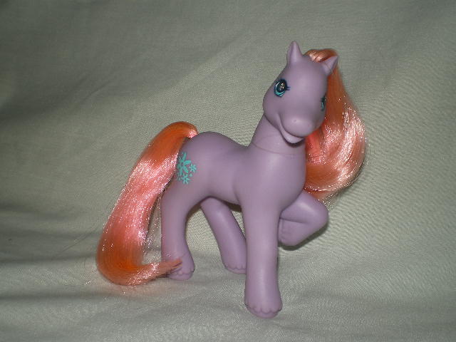 File:Secret Surprise Petal Blossom.jpg