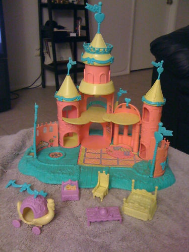 File:PETIT PONIES ROYAL PONY PALACE.jpg