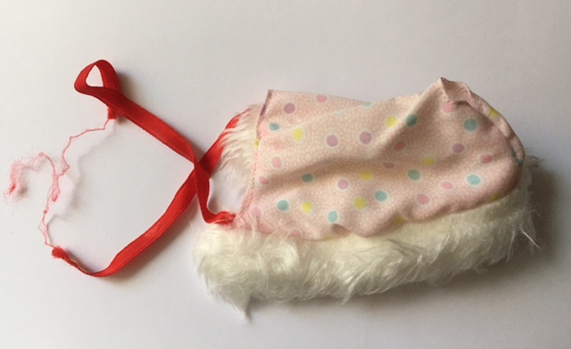 File:Party wear white dress.jpg