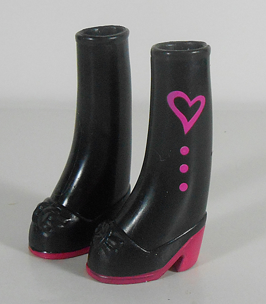 File:Pinkie Pie Boutique Shoes 1.jpg