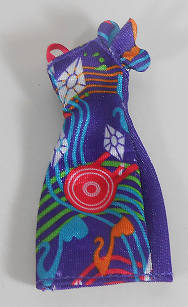 File:Rarity RR Dress Up Dress 2.jpg