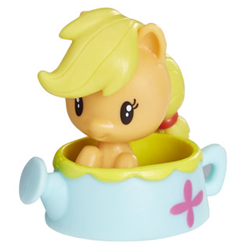 File:NaturesClubApplejack.png