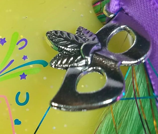 File:HQG1C Celebration charm.jpeg