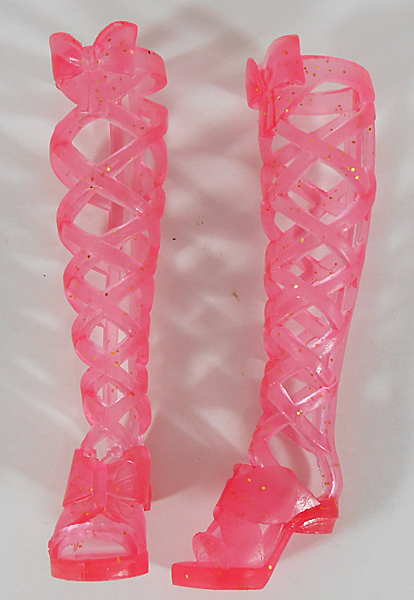 File:Fluttershy Redesign Shoes.jpg