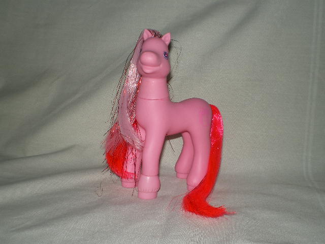 File:Lady Cupcake.jpg