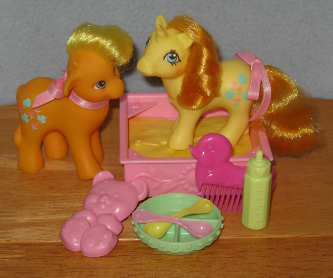 File:Lucky Leaf and Leafy.jpg