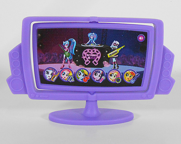 File:Applejack Sleepover TV Side 2.jpg