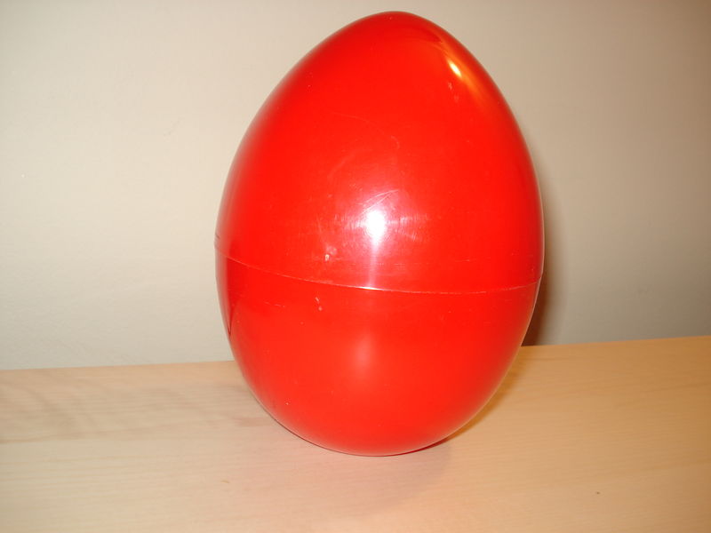File:Greek candles egg.JPG