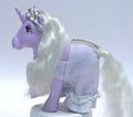 Pageant-queen-wear-pony.jpg