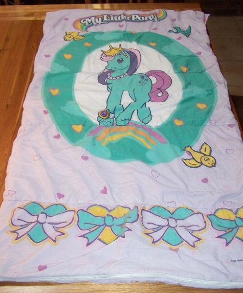 File:G2 sleeping bag.JPG