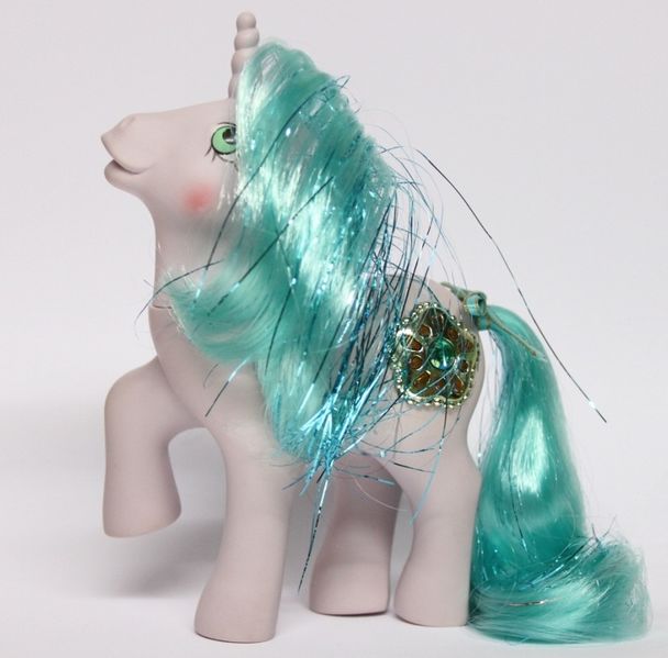 File:Princess Sparkle.jpg