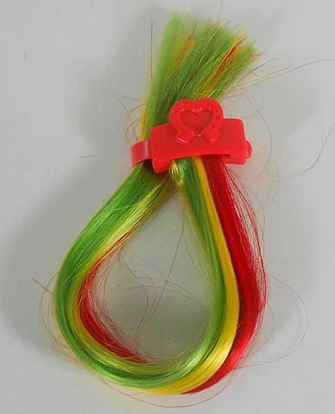 File:Applejack RR Dress Up Barrette.jpg