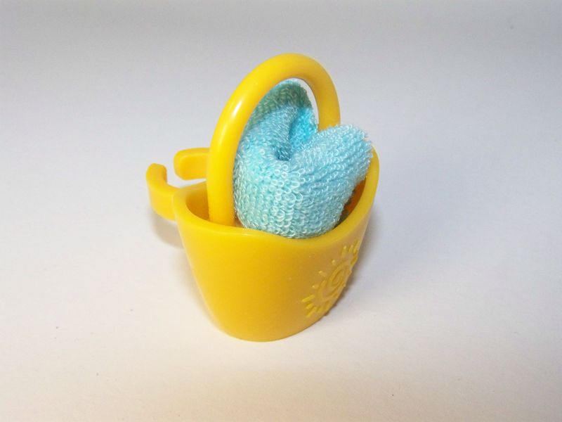 File:Toola roola basket.JPG