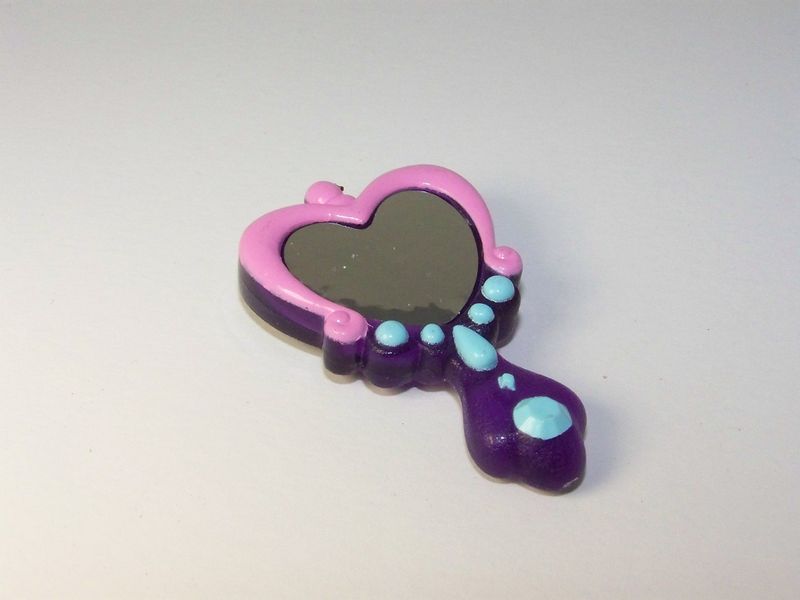 File:Precious gem mirror.JPG