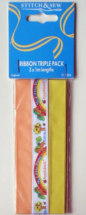 Applejack ribbon MIP.jpg