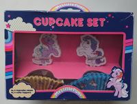 Retro-cupcakeset.jpg