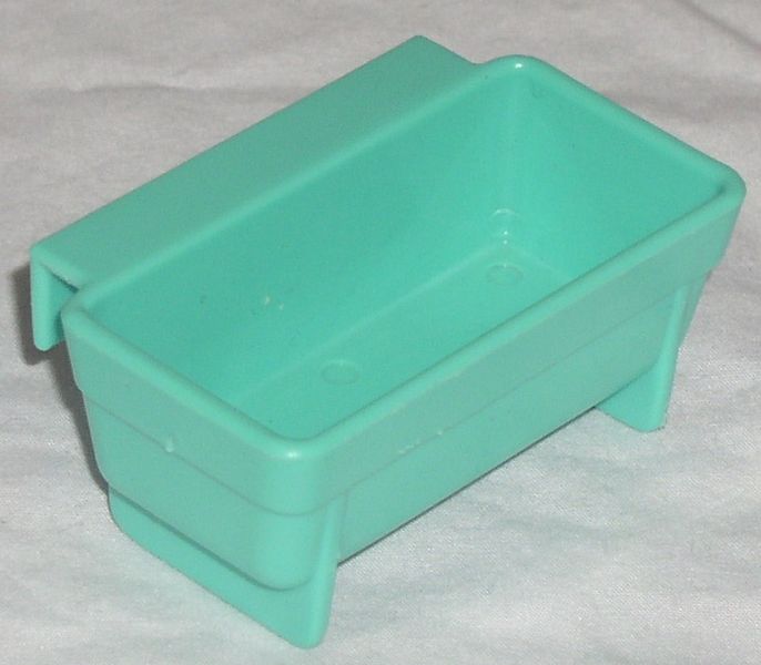 File:Aqua trough.JPG