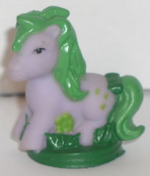 File:Seashell Pencil Topper.JPG