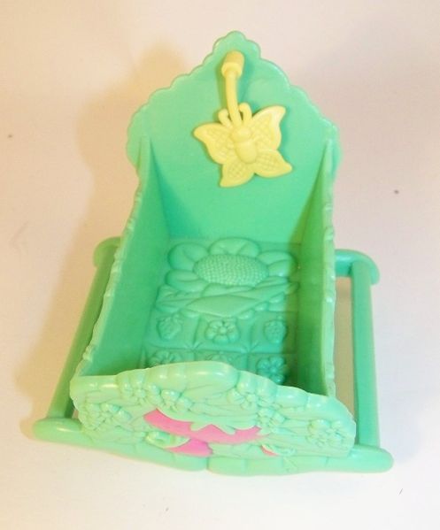 File:B Honeyberry crib.JPG