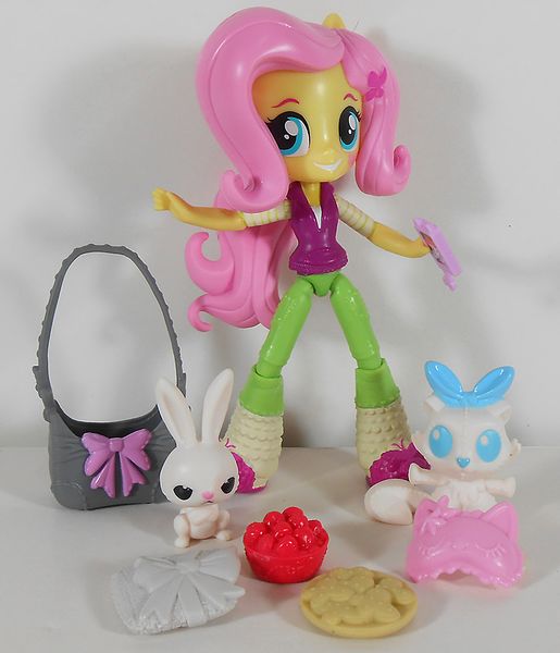 File:Fluttershy Slumber Party Set.jpg
