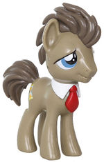 Time Turner red tie vinyl figurine.jpg