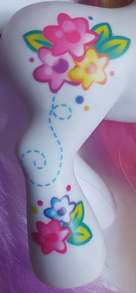 File:G3 Super Long Hair Royal Beauty Symbol.jpg