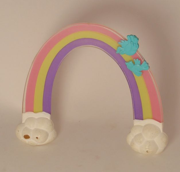 File:Lady cupcakes rainbow.JPG