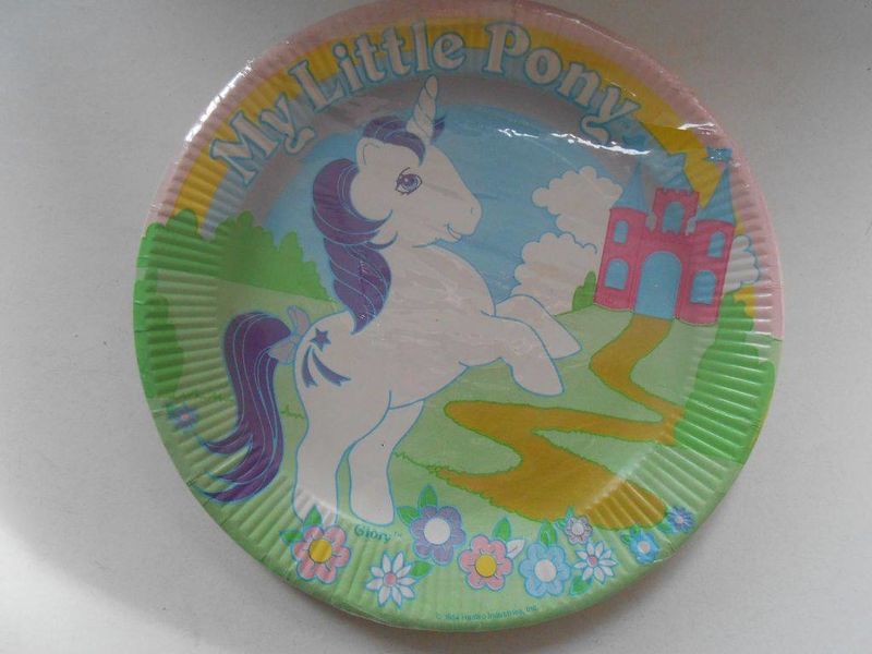 File:G1 paper plate glory.jpg